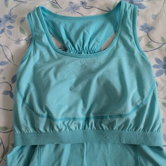 TUFF Athletic Sports Top Size Medium, slight flare. - Picture 6 of 6